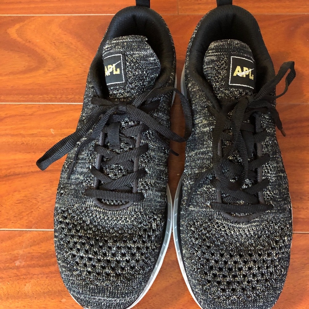 APL Running Shoes